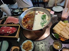 -湊湊火锅·茶憩(新中关购物中心店)