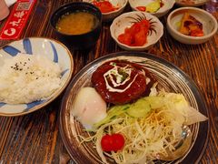 日式牛肉汉堡定食-平成屋·午肴夜酒(四川北路店)
