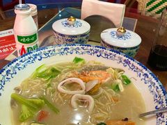 -霆记海鲜·只为这碗面(滨江店)