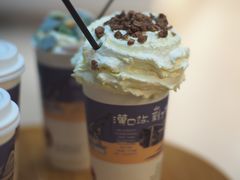 幽兰拿铁-茶颜悦色(九龙仓从前慢茶叶子店)