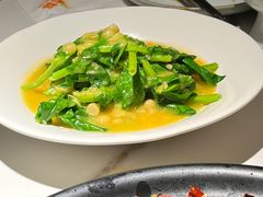 清炒季节时令蔬菜-麻六记(新天地店)