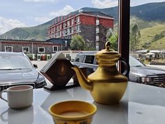 -黑青稞庄园·新式藏餐·牦牛肉汤锅(新都桥店)