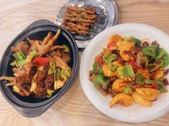 -江城燕子大排档(江汉路步行街店)