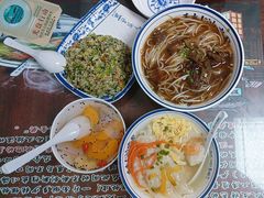 -长人馄饨铺(解放街店)