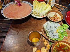 -萍姐火锅·公路夜市(武汉首店)