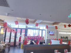 -肥肥虾庄·金牌油焖大虾(汉口城市广场店)