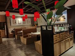 大堂-江边城外烤全鱼(长寿路店)