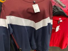 -H&M(鹏欣水游城店)