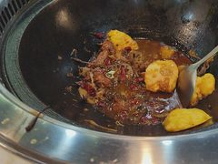 -哈尔滨烧烤·山河村铁锅炖(交大店)