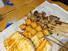 -华府九号海鲜烧烤大排档(龙域店)