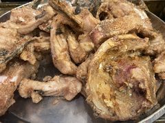 -肖肖酸萝卜鱼火锅(总店)