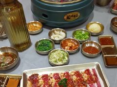 -龙虾奇迹泥炉烤肉(大华三路店)