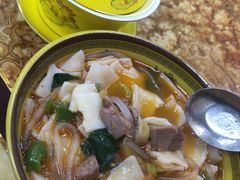 -马克力木手抓炕锅烤羊肉(盐湖一小区店)