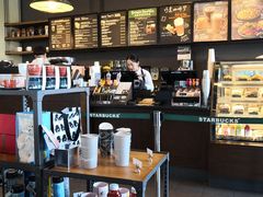 -星巴克臻选(盐城金鹰聚龙湖店)