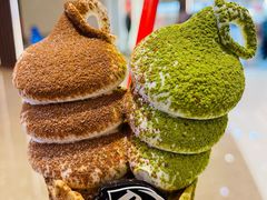 双头怪华夫甜筒-DQ·蛋糕·冰淇淋(万象城店)