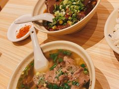 -杨三孃跷脚牛肉(中粮鸿云悦街店)