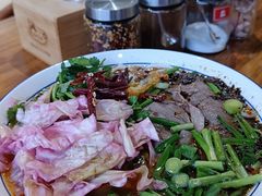 -杜袁氏贵州农家羊肉粉(爱融荟城店)