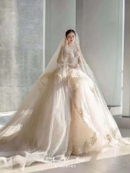 -禕·愫白婚纱商店