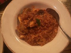 -SISTERS BAR RESTAURANT川意酒馆(嘉善老市H楼店)