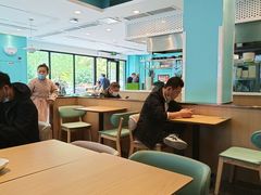 大堂-老乡鸡(肥东彩虹新城店)