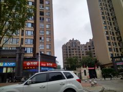 -上置·绿洲雅宾利花园