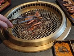 -铭牛烧肉·和牛海鲜自助(高新月牙湖店)
