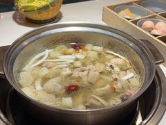 -喃喃椰·糟粕醋·椰子鸡火锅(七堡花园店)