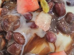 红豆炼乳刨冰-梁子刨冰王&梁小糖(王顶堤店)