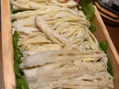 峨眉山雪花笋-盡膳口福跷脚牛肉火锅(北美新天地店)
