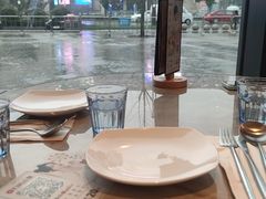 -必胜客(尹山湖歌林公园店)