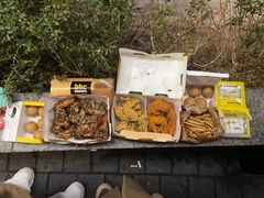 -BHC炸鸡(明洞总店)