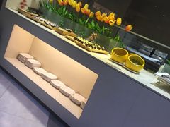 自助取餐区-蒙肥羊·酸汤潮牛·鲜牛肉火锅烤肉自助(岗顶店)