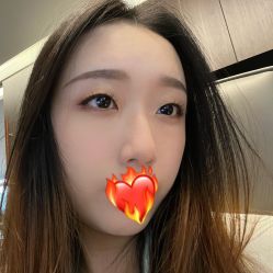 -花岐款式专研健康美甲沙龙