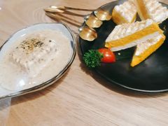 -西月山居匠心创意料理(江汉路新佳丽广场店)