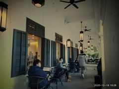 -星巴克臻选(广州沙面店)