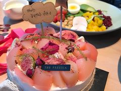 白桃乌龙淡奶油蛋糕-小苍兰风铃草蛋糕甜品(沈阳店)