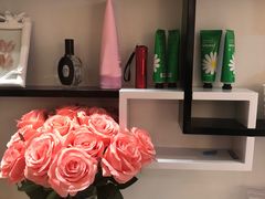 -MiuMiu日式美甲美睫工作室