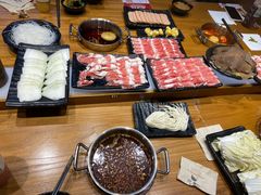-呷哺呷哺(万达新世界店)