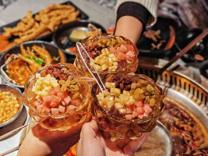 鲜乐门·鱼头火锅派(宁波首店)-"搞活动时团的,138菜品超多,2个人还吃