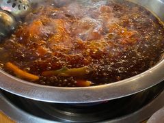 -肖肖酸萝卜鱼火锅(总店)