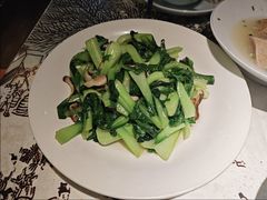 菜秧炒香菇-胖鱼头·南京菜·河景餐厅(夫子庙店)