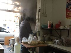 大堂-老鲁牛肉板面(金环里店)