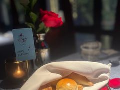 -弦月窗LUNETTE BY AMANDA(复兴路店)