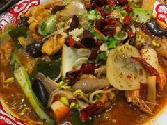 -嗨辣小聚·盘锦河蟹·海鲜烧烤龙虾(盘锦十年好店)