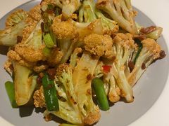 小炒有机花菜-上名堂·鱼头好吃(体育场路店)