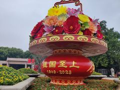 -上海市龙华烈士陵园