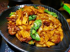 干炒牛河-潮十三潮汕砂锅粥(高新四路大都荟店)