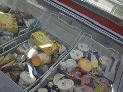 -世纪华联超市(云杉路店)