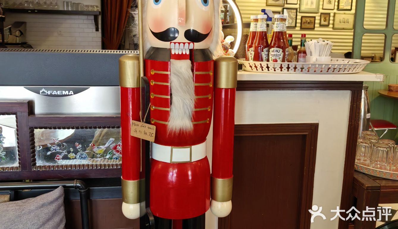 复古味十足的餐厅