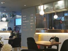-POKEE VIA&Brunch·维娅(重庆来福士店)